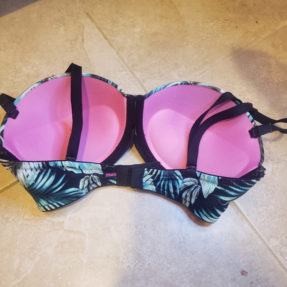 PINK VICTORIA SECRET BRA - Picture 4 of 4